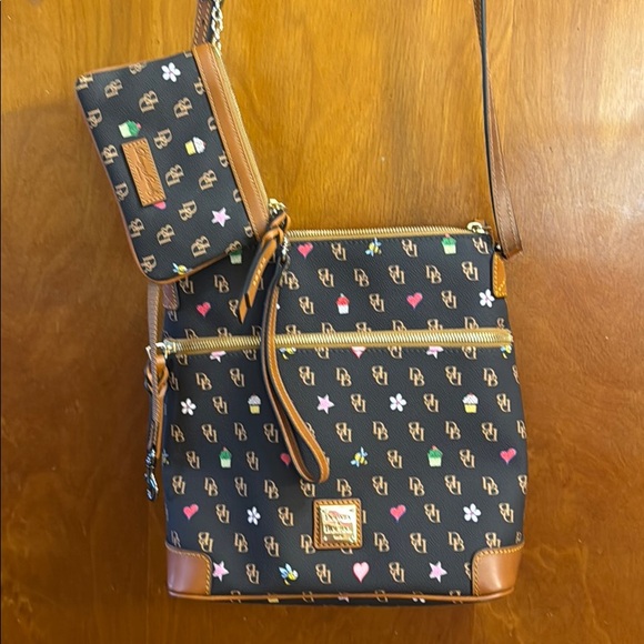 D&B Brown Tmoro crossbody & medium wristlet